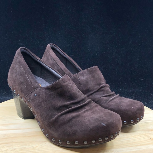 Dansko Nori Women’s Size 10.5 - 11 US Brown Suede Comfort Studded Heel Clogs - Picture 5 of 9